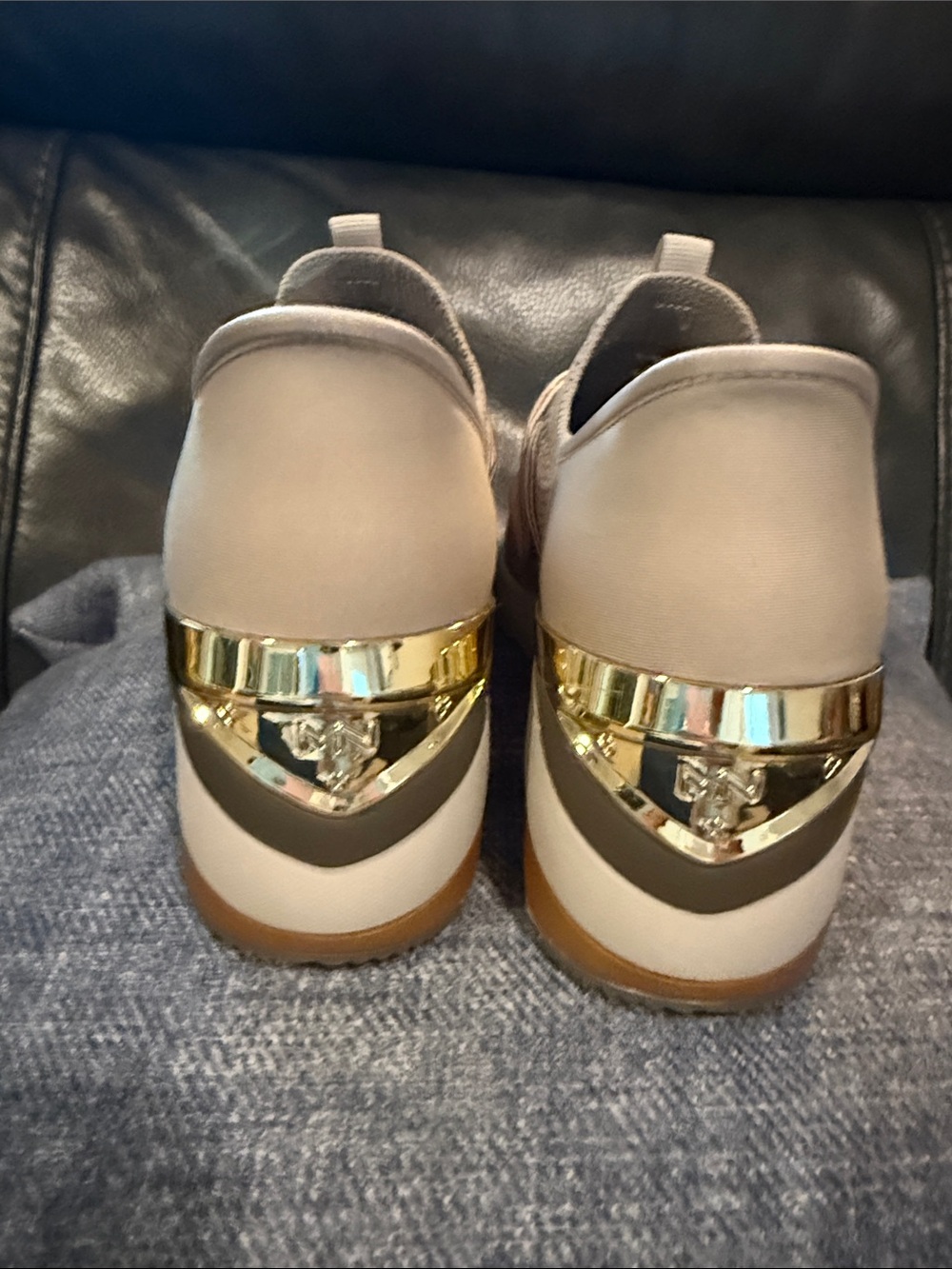 Skechers Mark Nason Slip-On Feminine Sneakers with Satin Bow - Sporty Chic - Picture 5 of 8